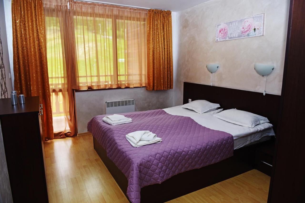 Aparthotel Forest Nook Pamporovo Exterior foto