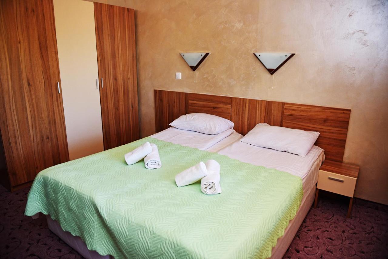 Aparthotel Forest Nook Pamporovo Exterior foto