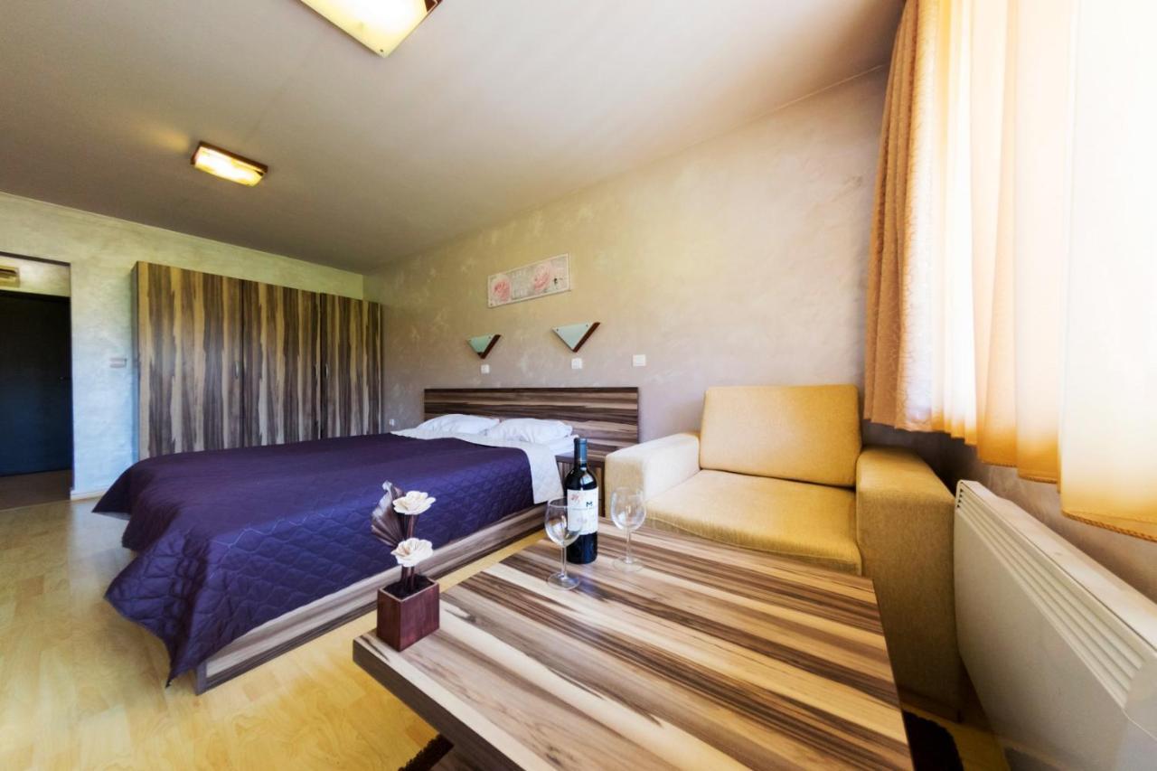 Aparthotel Forest Nook Pamporovo Exterior foto